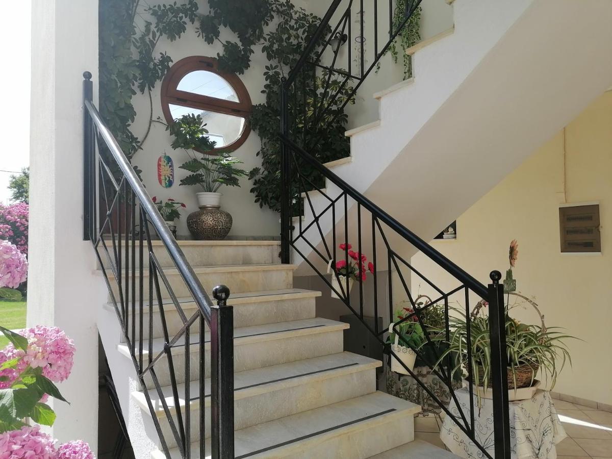 Palatino Studios Agia Paraskevi  Exterior photo
