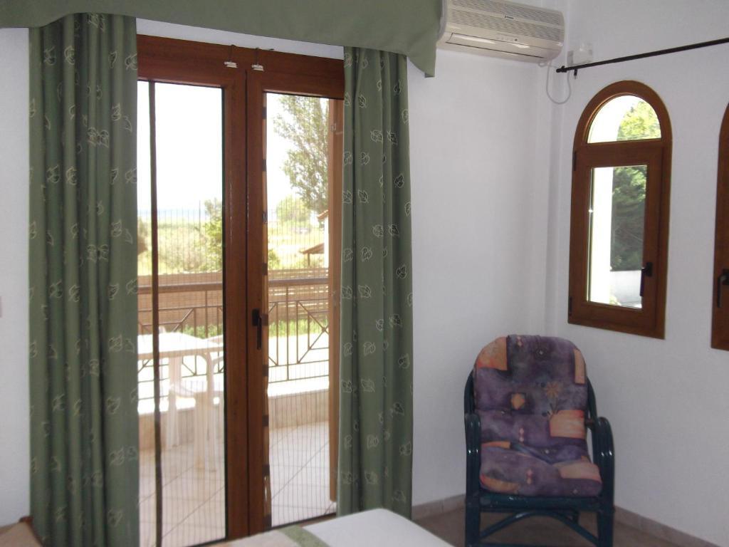Palatino Studios Agia Paraskevi  Exterior photo