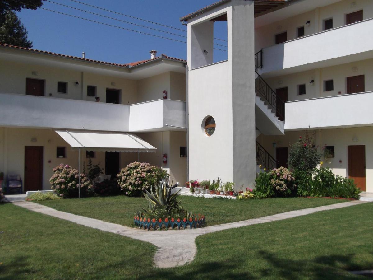 Palatino Studios Agia Paraskevi  Exterior photo